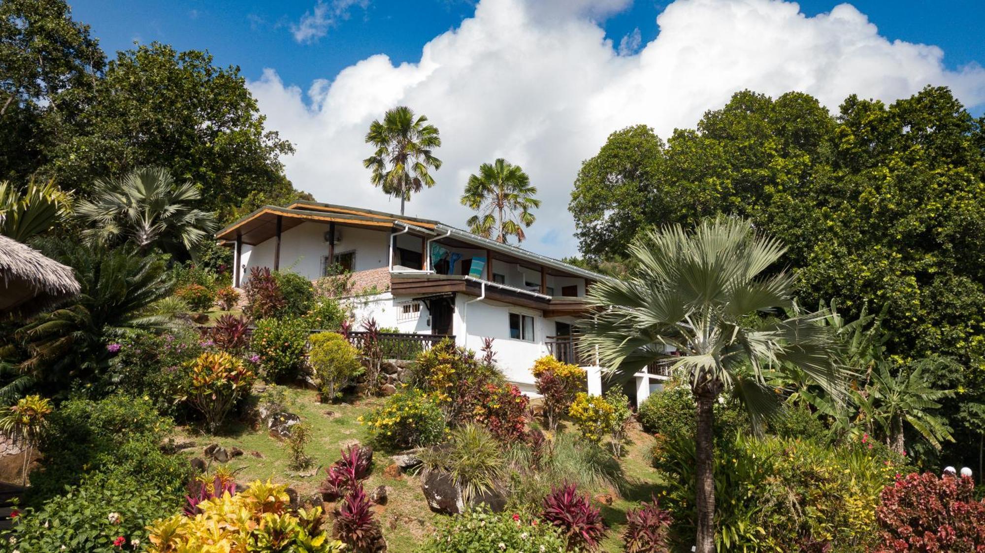 Colibri Hotel Baie Sainte Anne Exterior photo